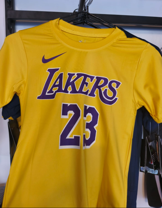 Lakers 23